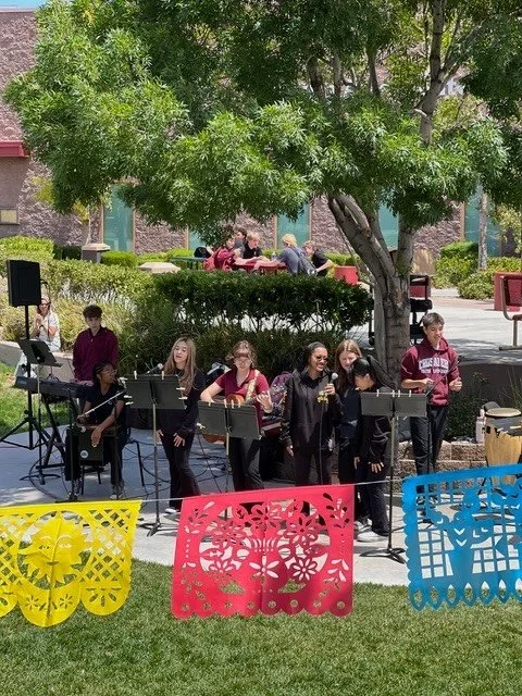 Thank you to the @faithlutheranhsa and @fl_givingbackwmusic student organizations for hosting our lunchtime Cinco de Mayo celebration! 
#hsa #givingback #faithlutheranlv #celebrate #studentlife