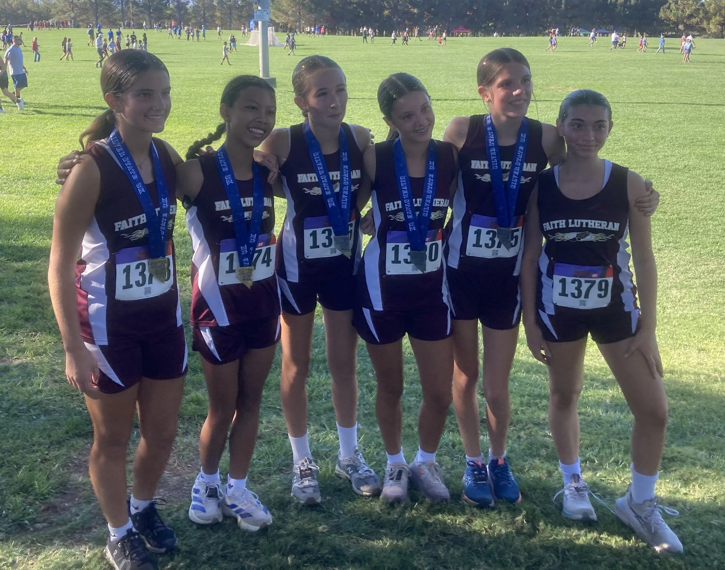 XC 9.16 girls team.jpg