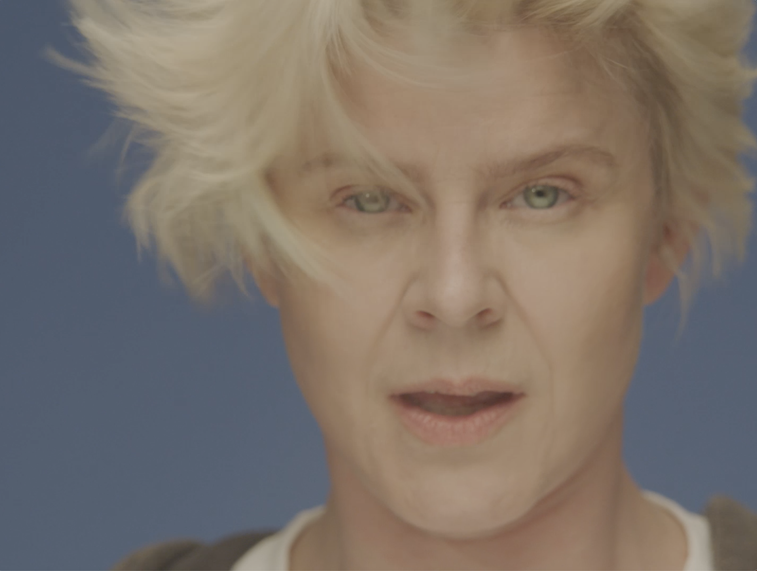 ROBYN: DOPAMINE •
Editor.
Dir. Marili Andre.
4 mins.
Music Video.