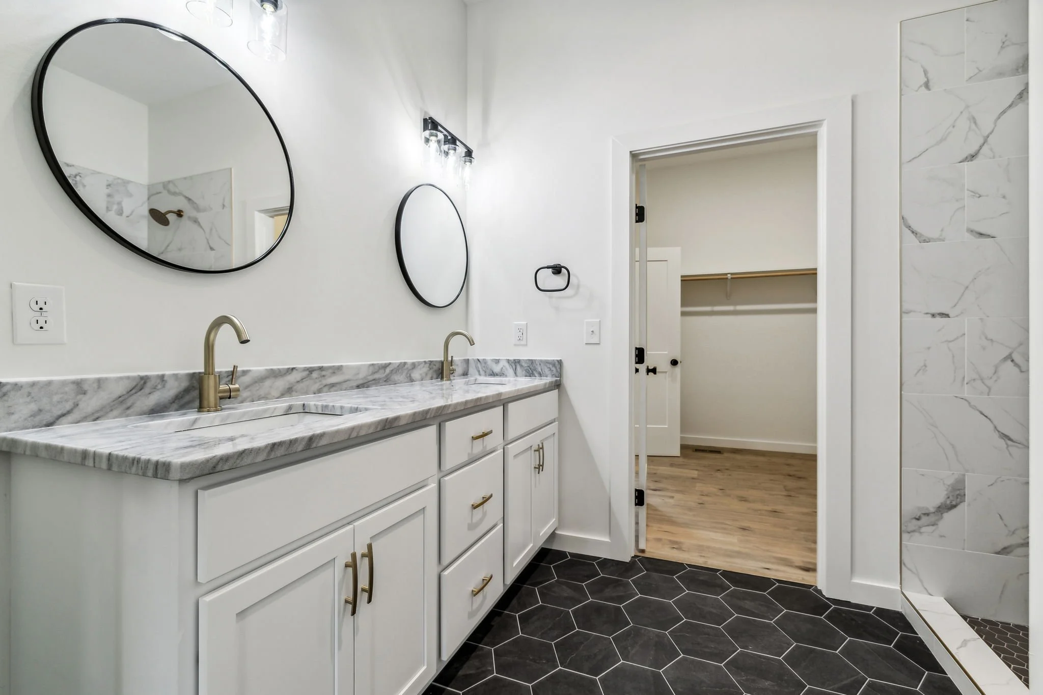 24-web-or-mls-248 Beech Hill Ln - 024.jpg