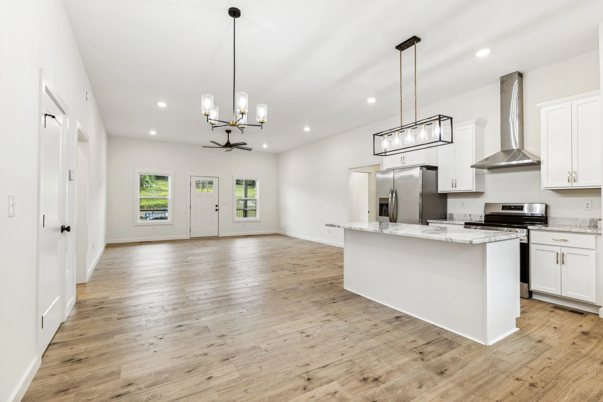 11-web-or-mls-248 Beech Hill Ln - 011.jpg