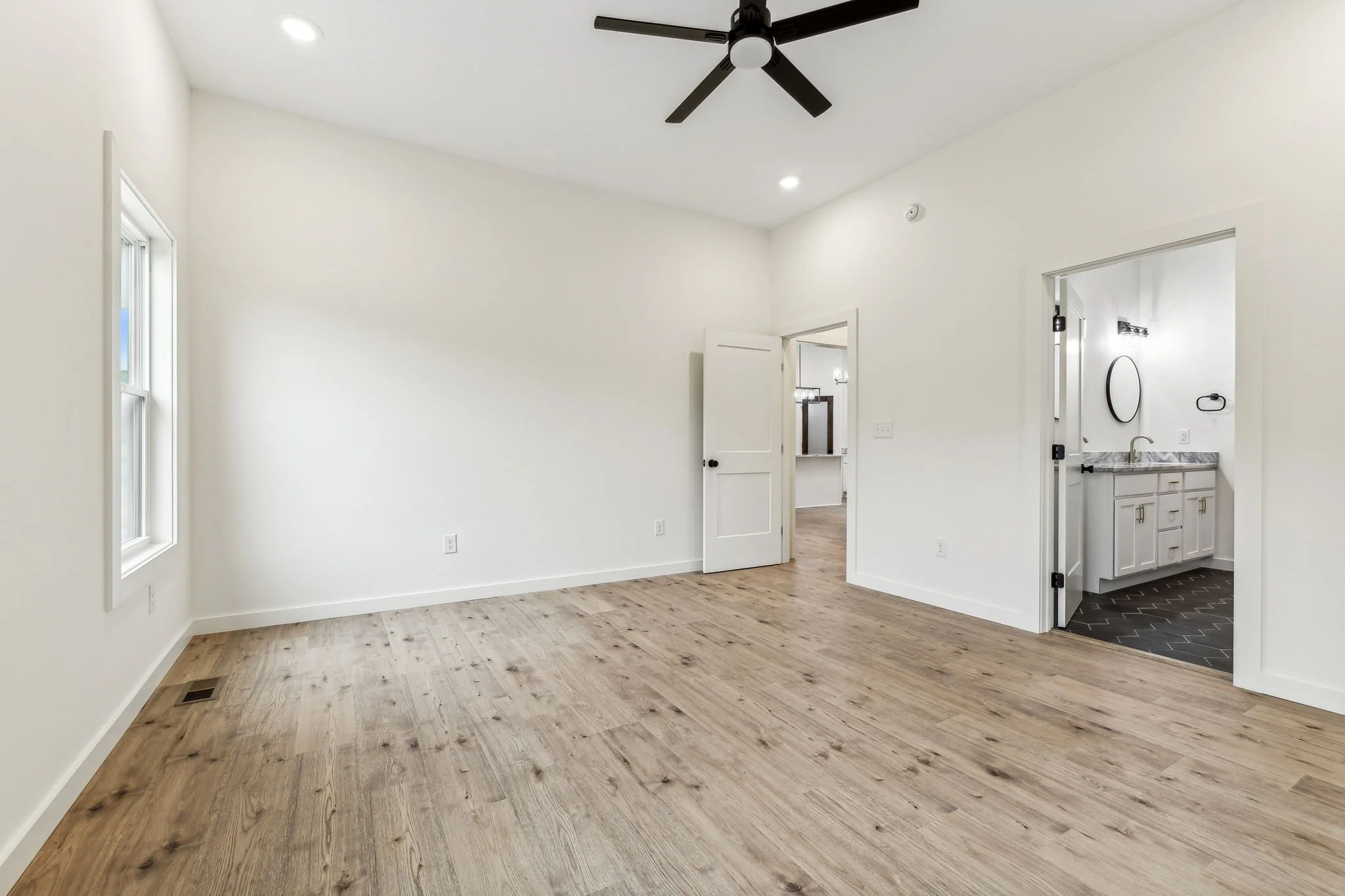 23-web-or-mls-248 Beech Hill Ln - 023.jpg