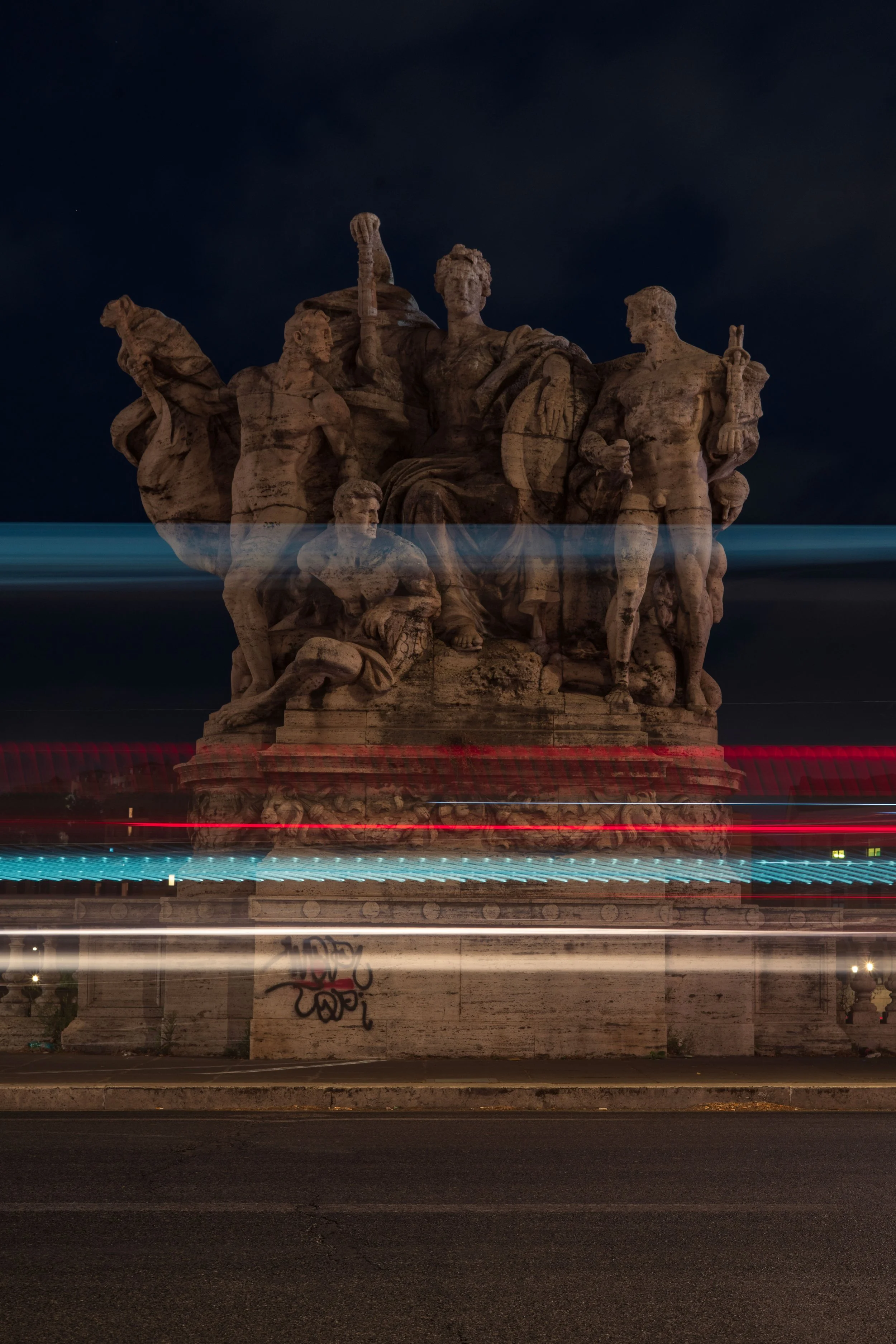The Watcher of Vittorio Emanuele II.jpg