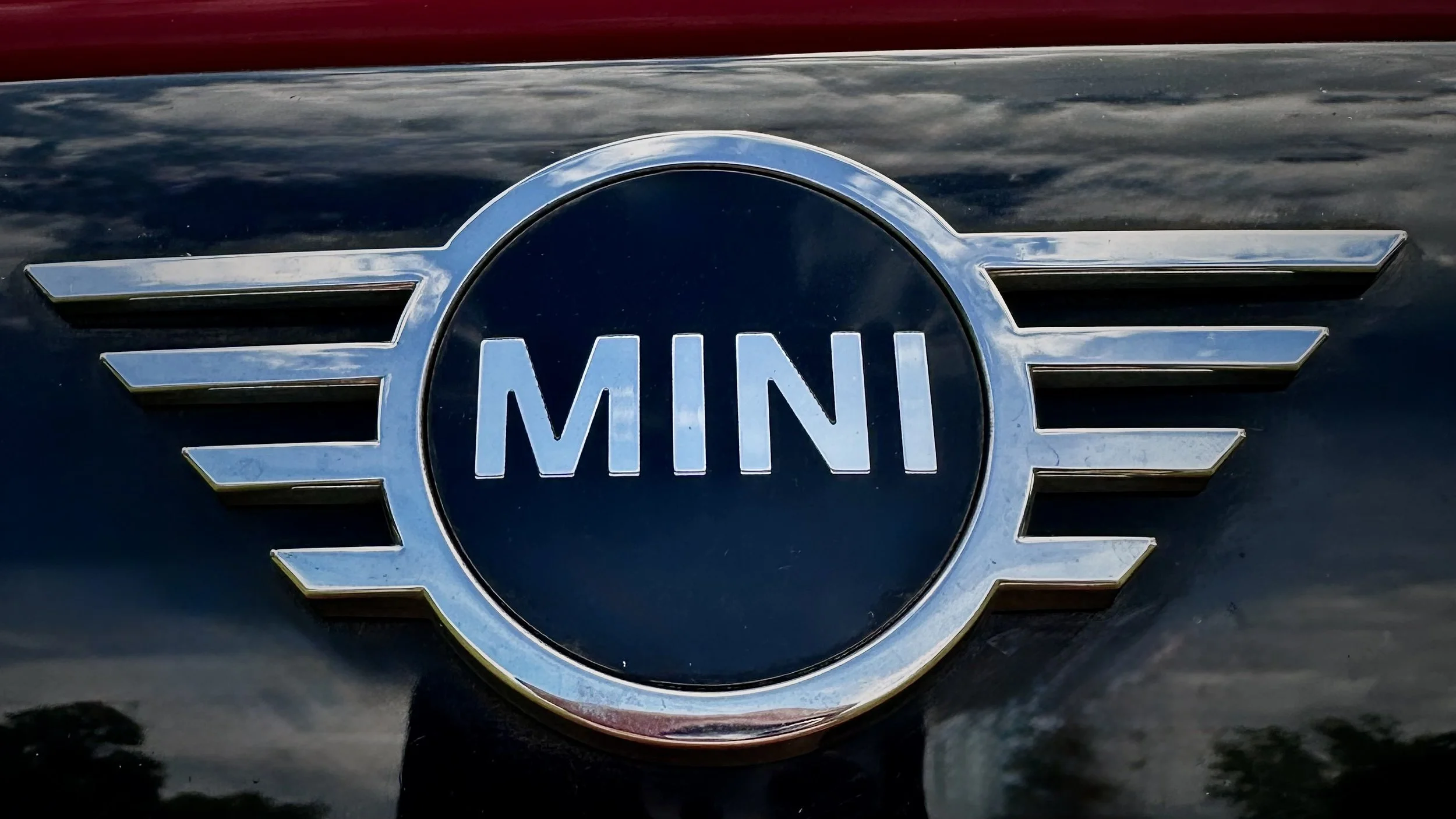 The Way We Buy MINIs (and Why It’s Different)