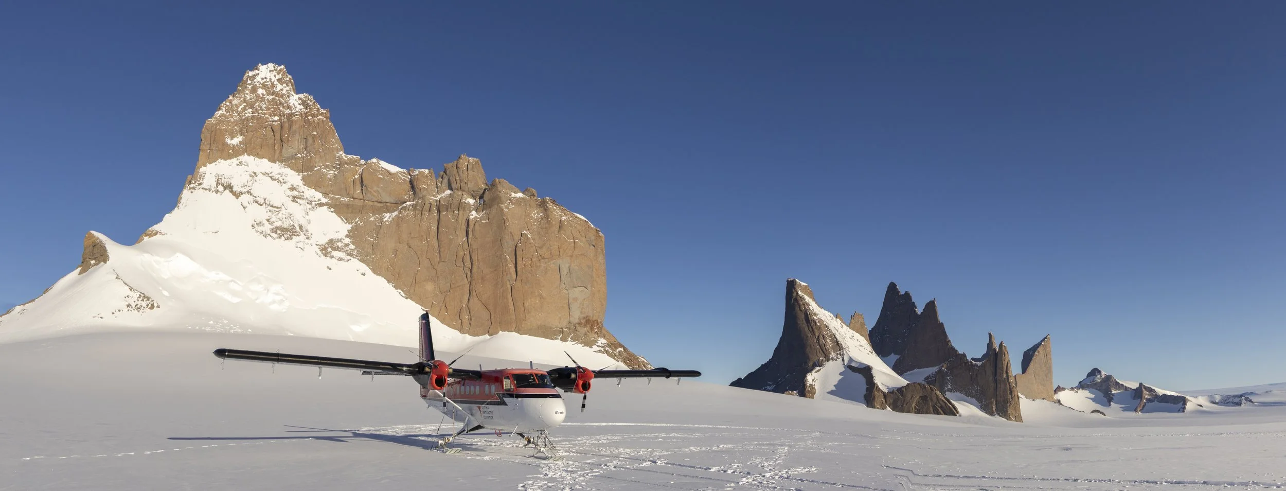 de Havilland Canada DHC-6 Twin Otter - Antarctica