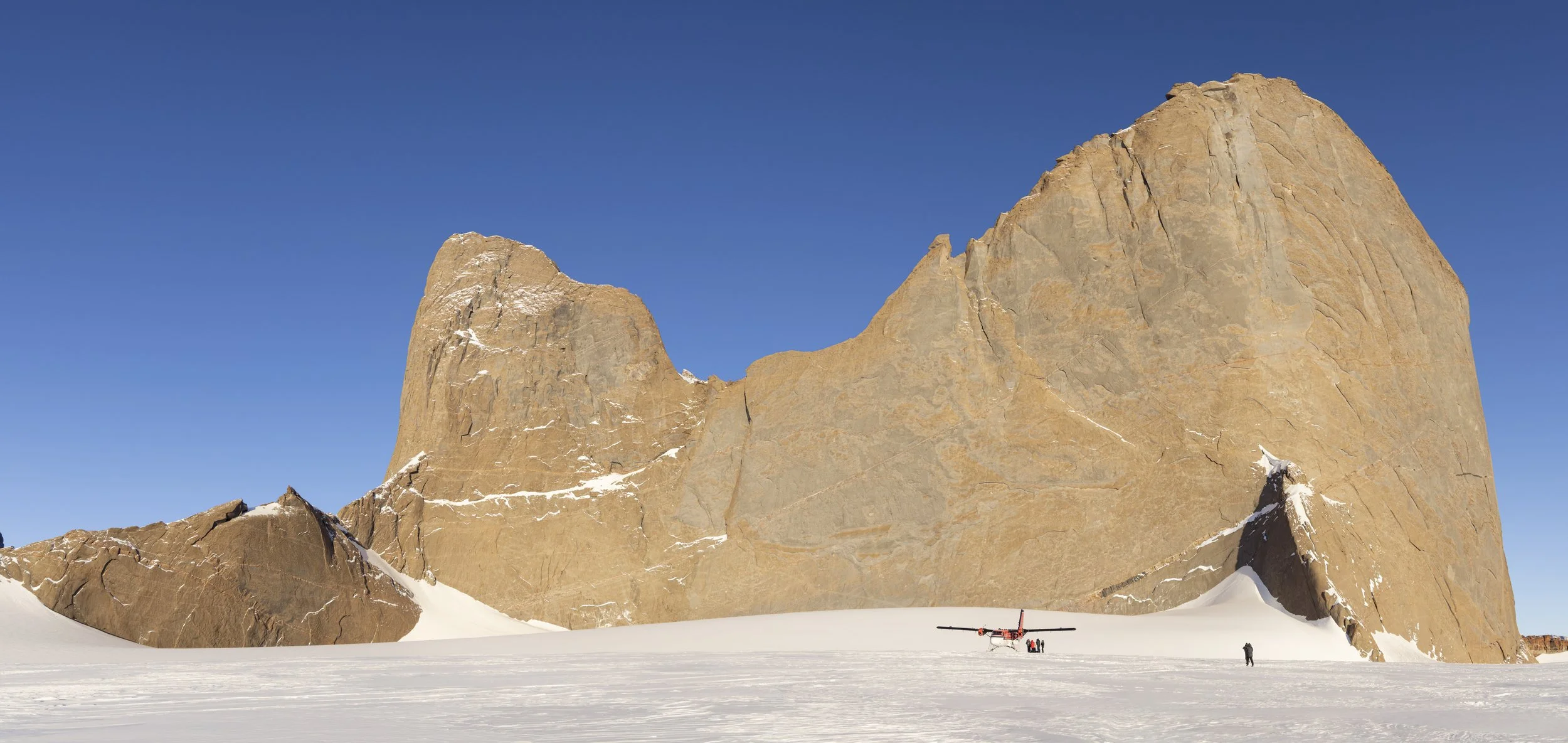 Holtanna Peak (2,650m), Drygalski Mountains
