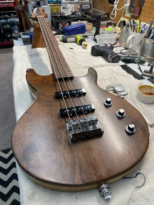 Anaheim Bass Simple 1 2.jpg