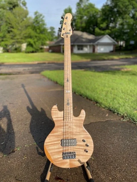 Anaheim Bass 5 Flame Maple 2.jpg
