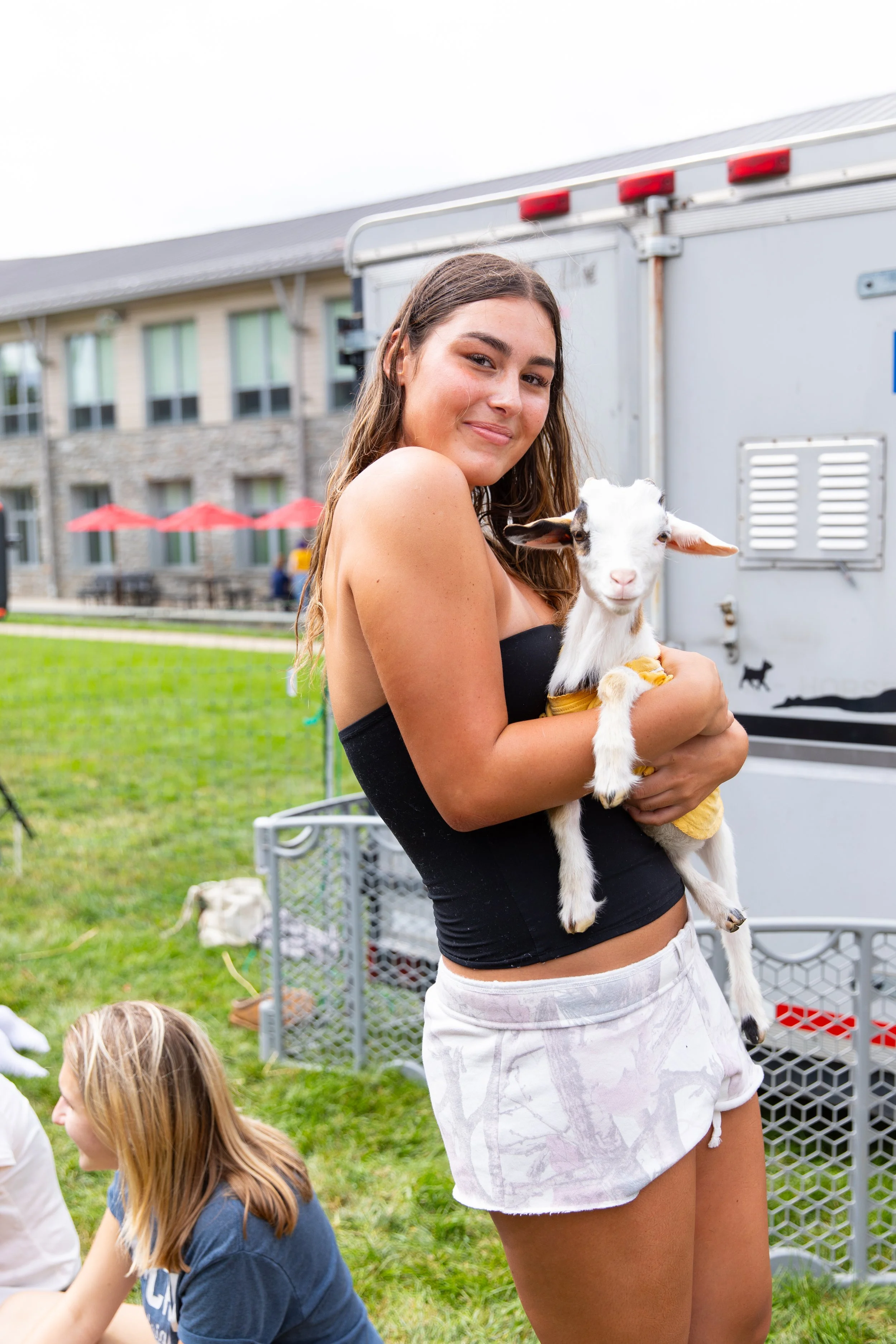 25-welcome-week-goat-yoga-63.jpg