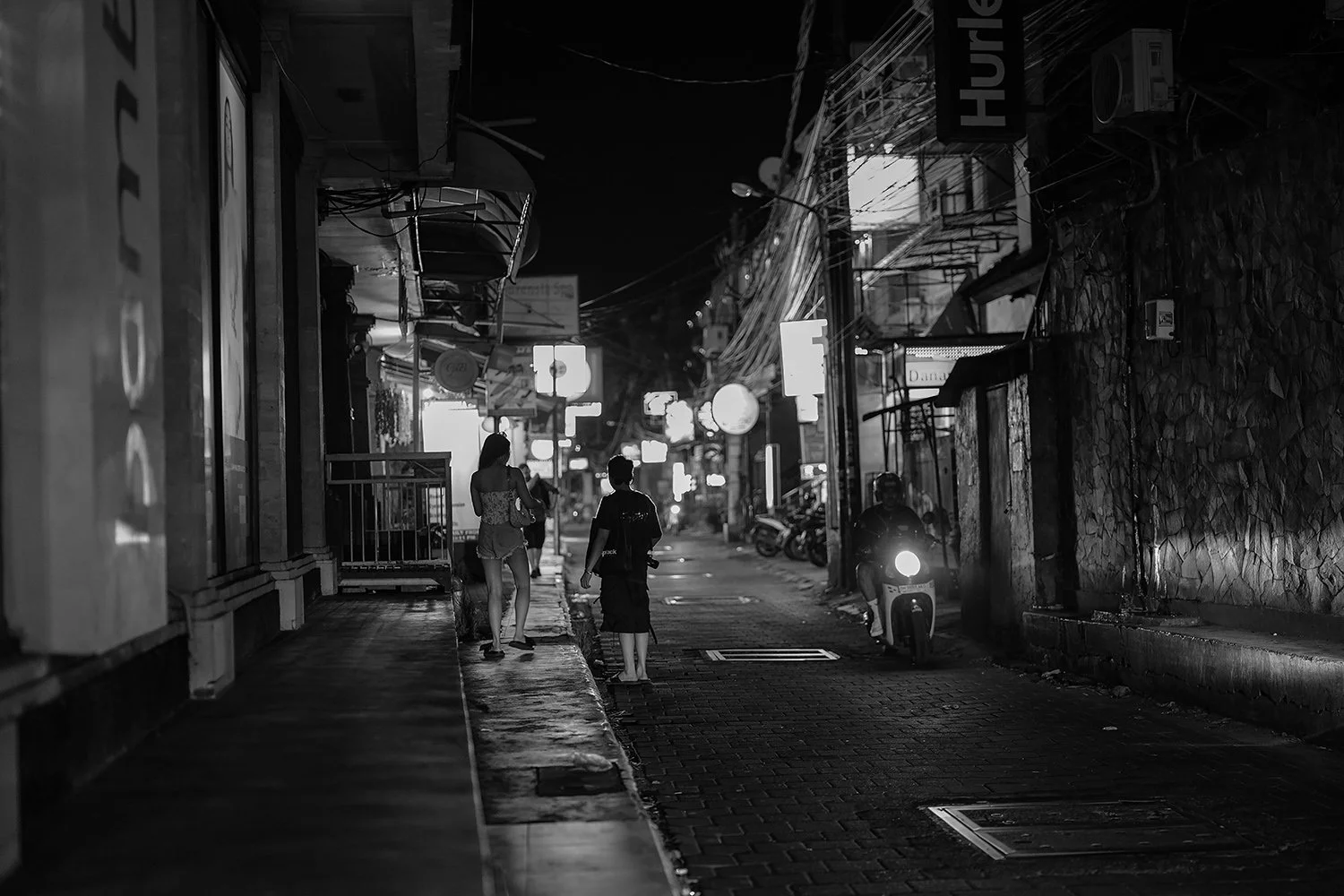 To the beach - Legian