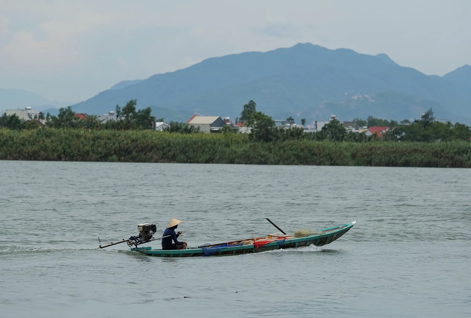 Boatman Hoi An.jpg