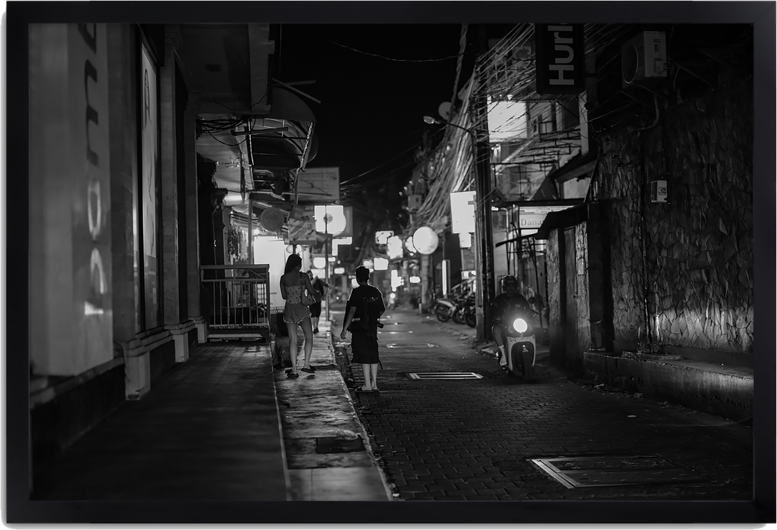 Legian Road To Beach Modern Deep Wood Blk (16 x 24 inch)