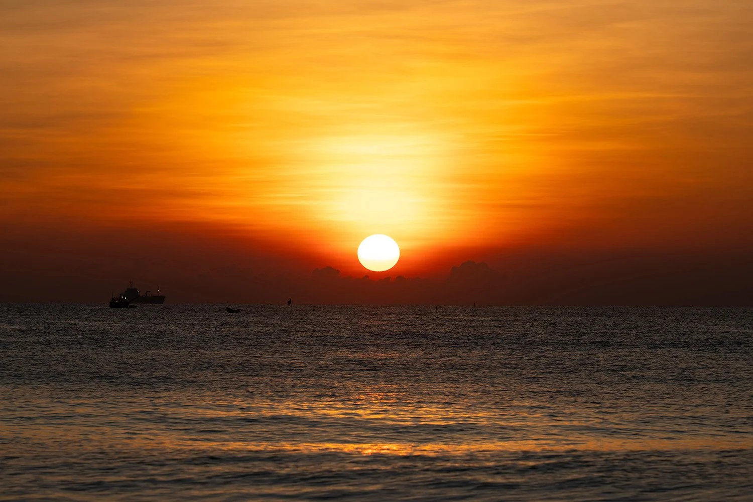 Da Nang Sunrise.jpg