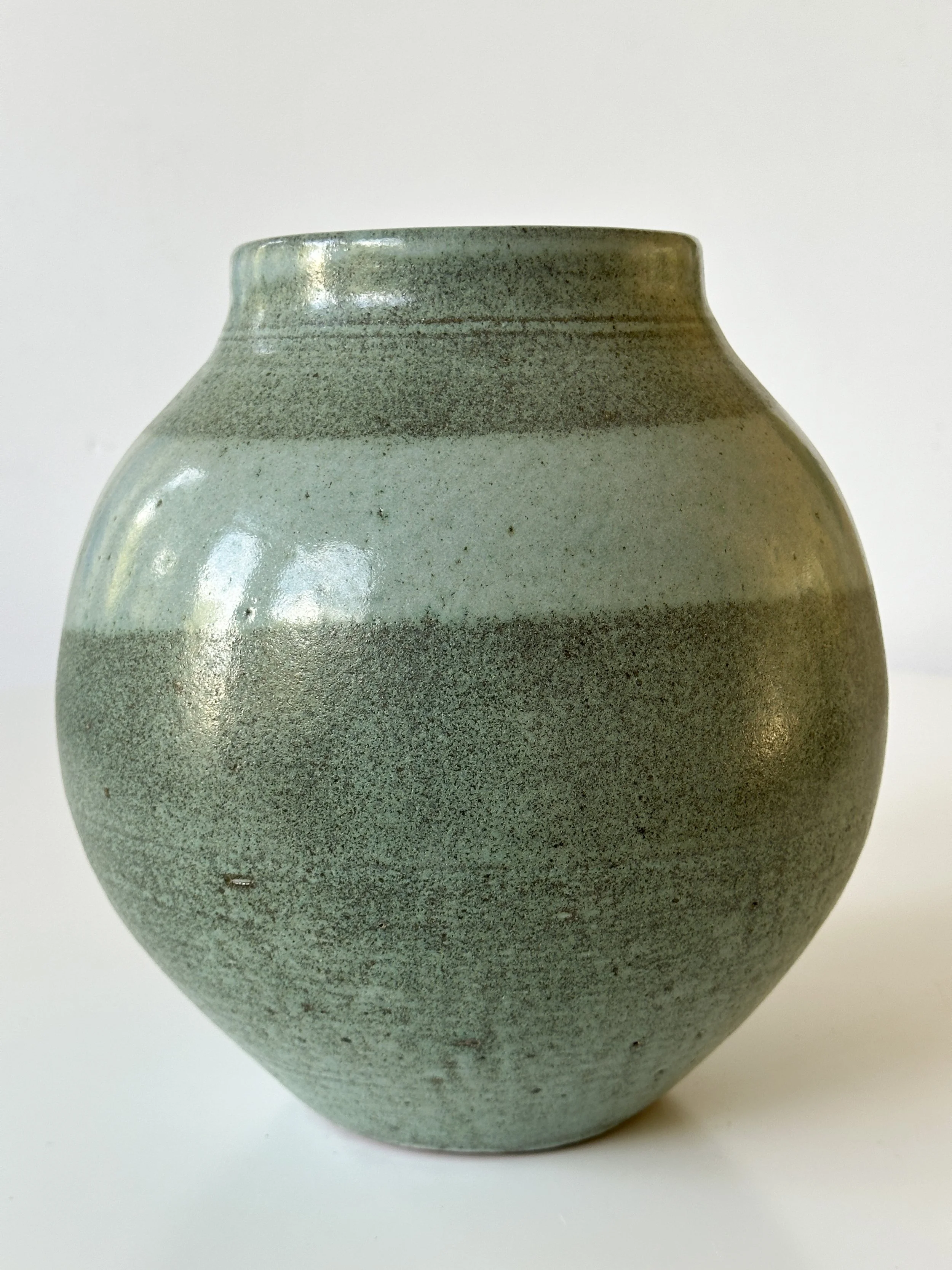 Medium Green Vessel