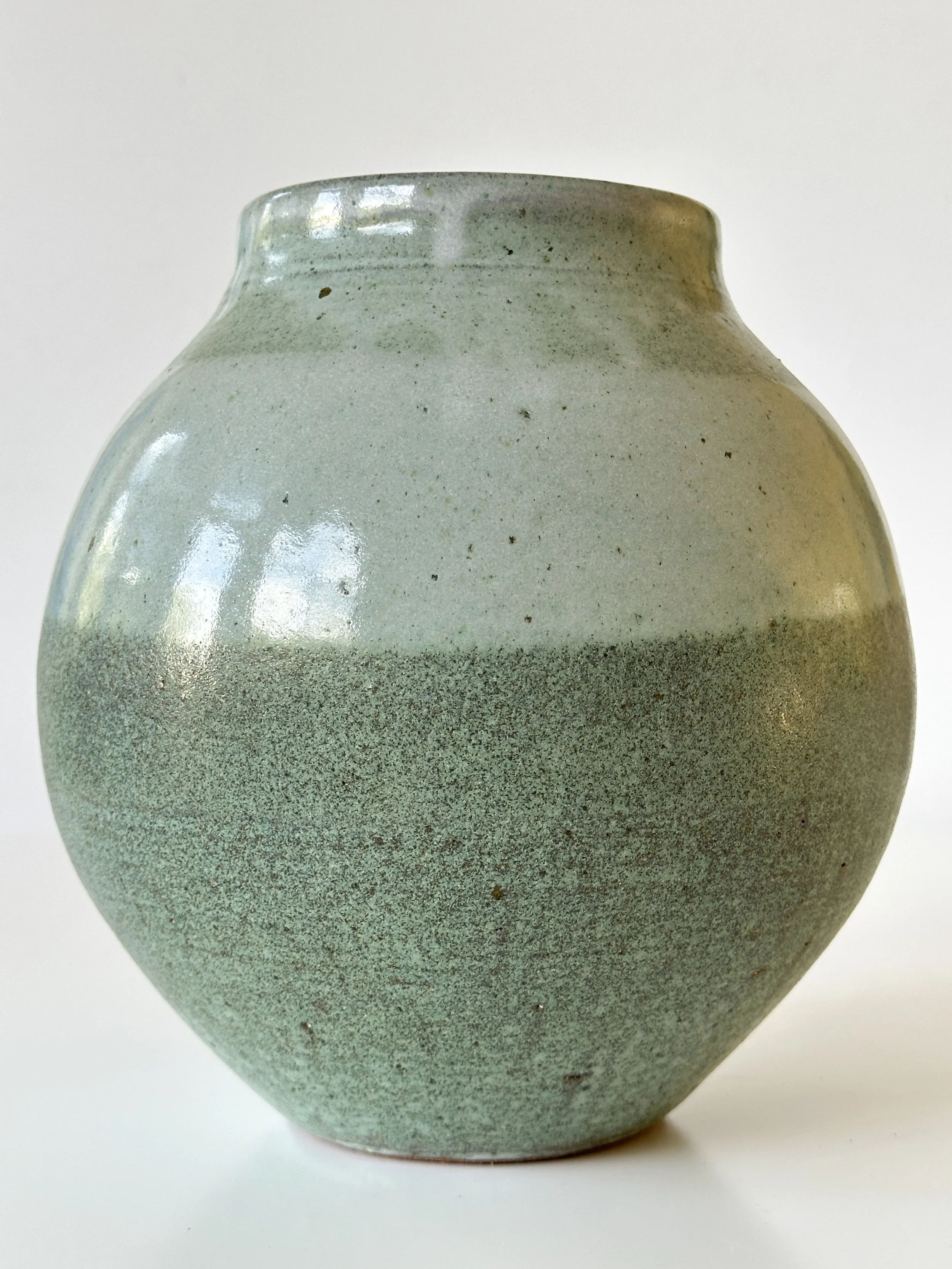maybank_bayard_medium_green_vessel_202601200293.jpg