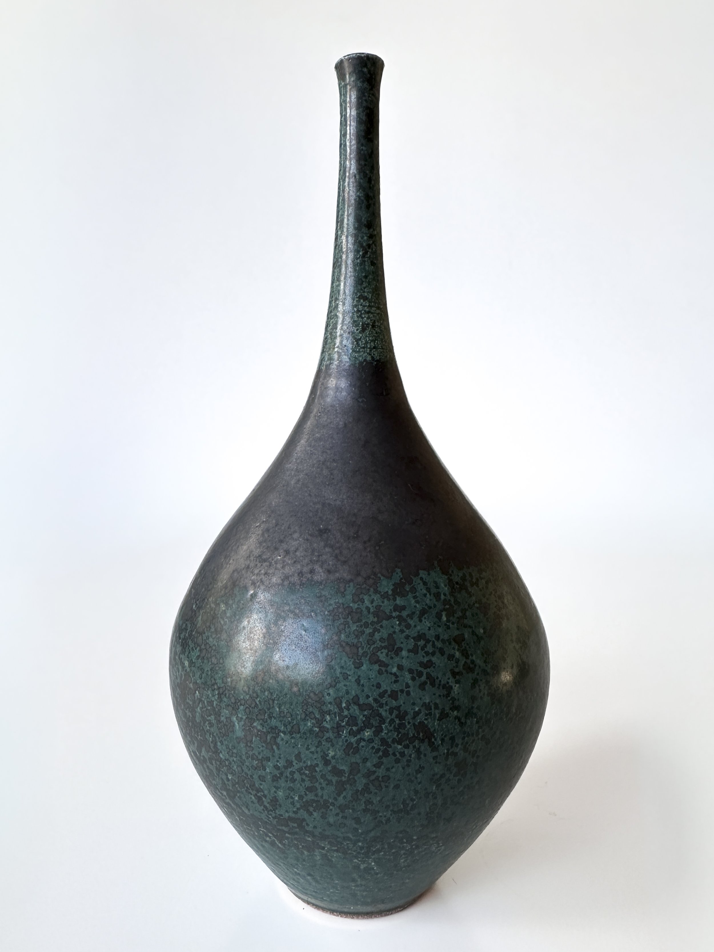 bolton_skyler_medium_needlenose_vase_202601200226.jpg