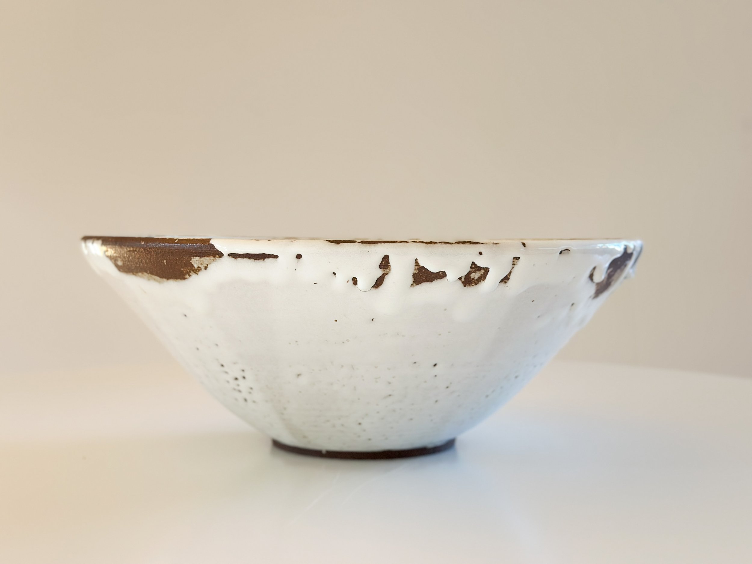 maybank_bayard_bowl_white_glaze_20251211_02.jpg