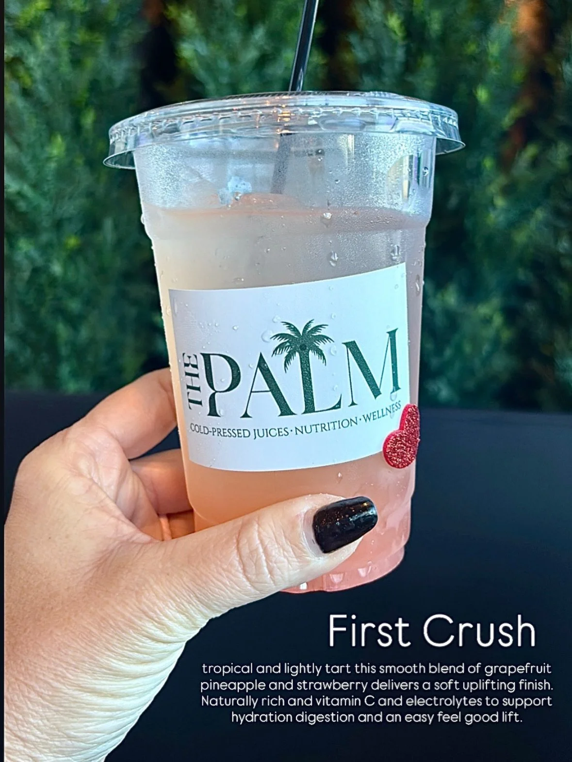 💕 @thepalmpcb just launched their Valentine&rsquo;s menu and we had to try the two new cold-pressed juices!

Meet First Crush &amp; Hot Date 😍

Which one are you sipping first?

#northfloridasocial #thepalmwellness #thepalm #the850society #coldpres