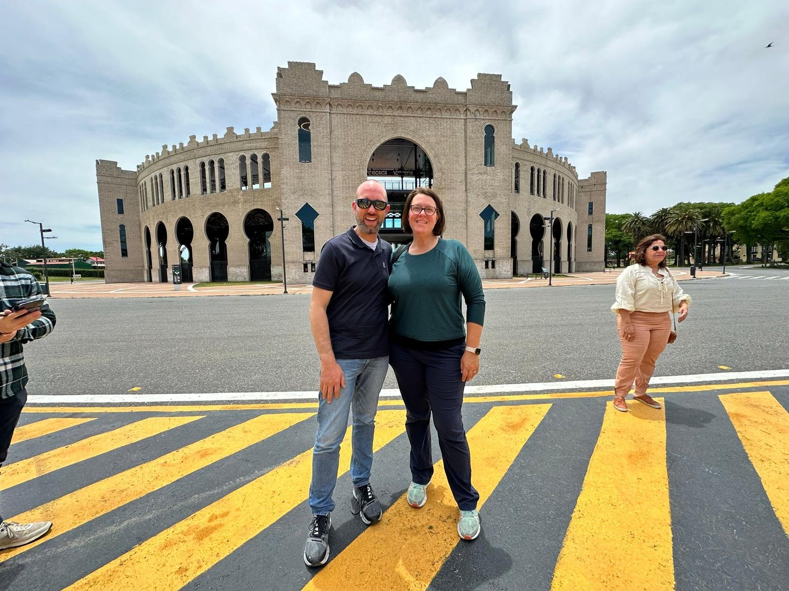 Uruguay wine tours offers city tours in Colonia to Plaza de los Toros.