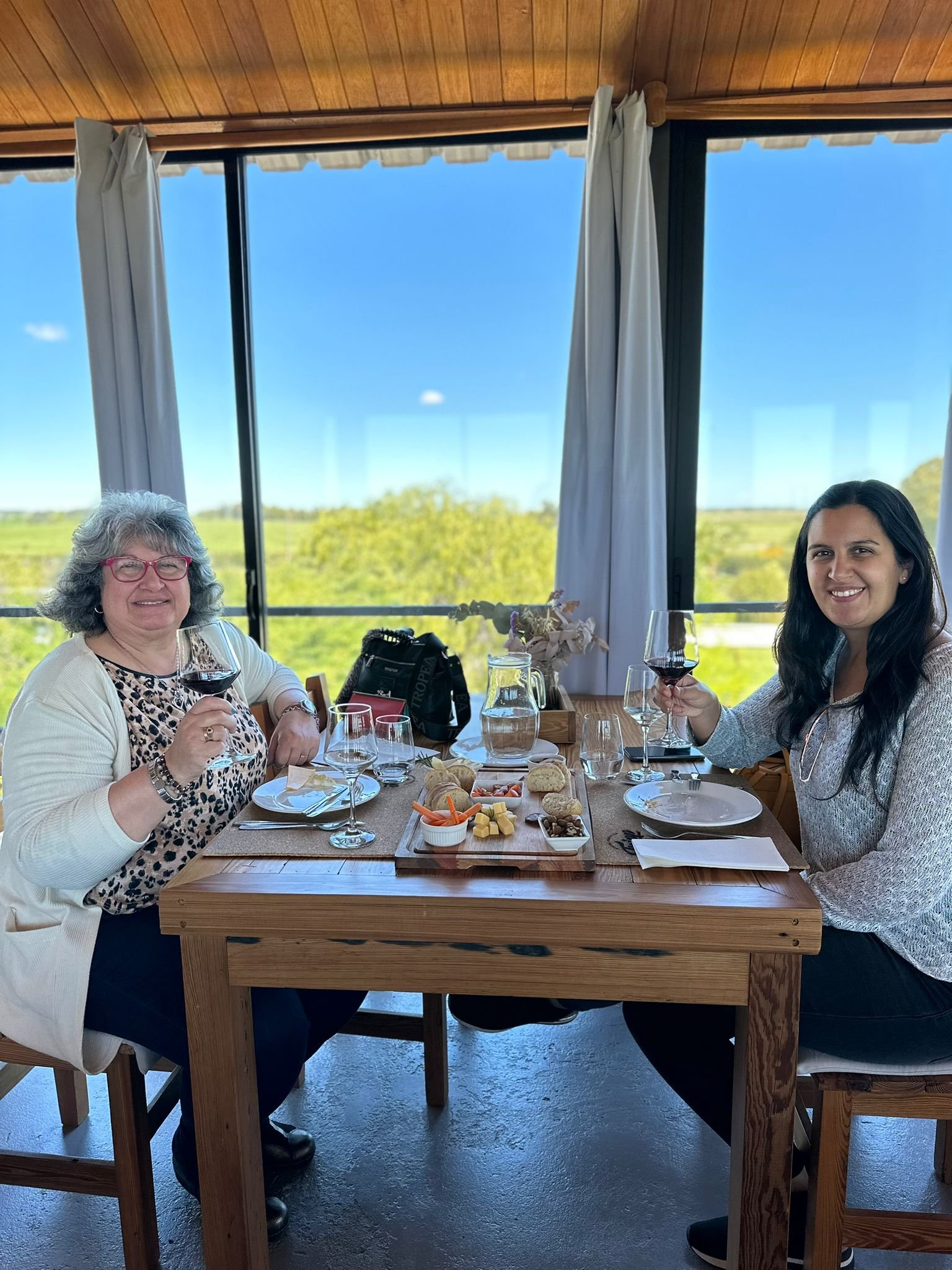 Uruguay wine tours offers wine tours in Carmelo.