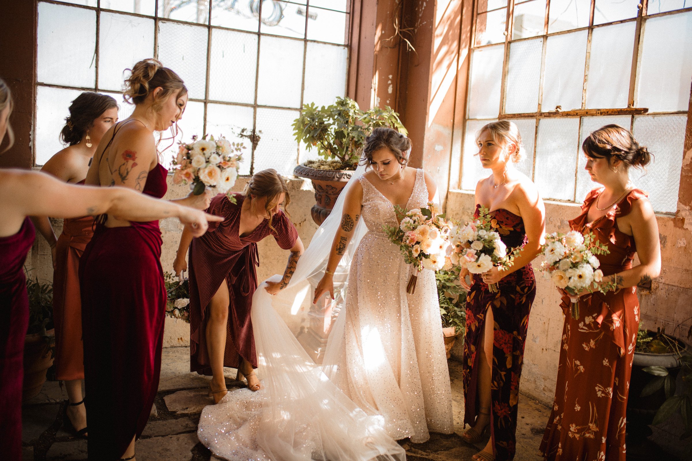 Bridal party portraits at The Ruins in Queen Anne, Seattle
