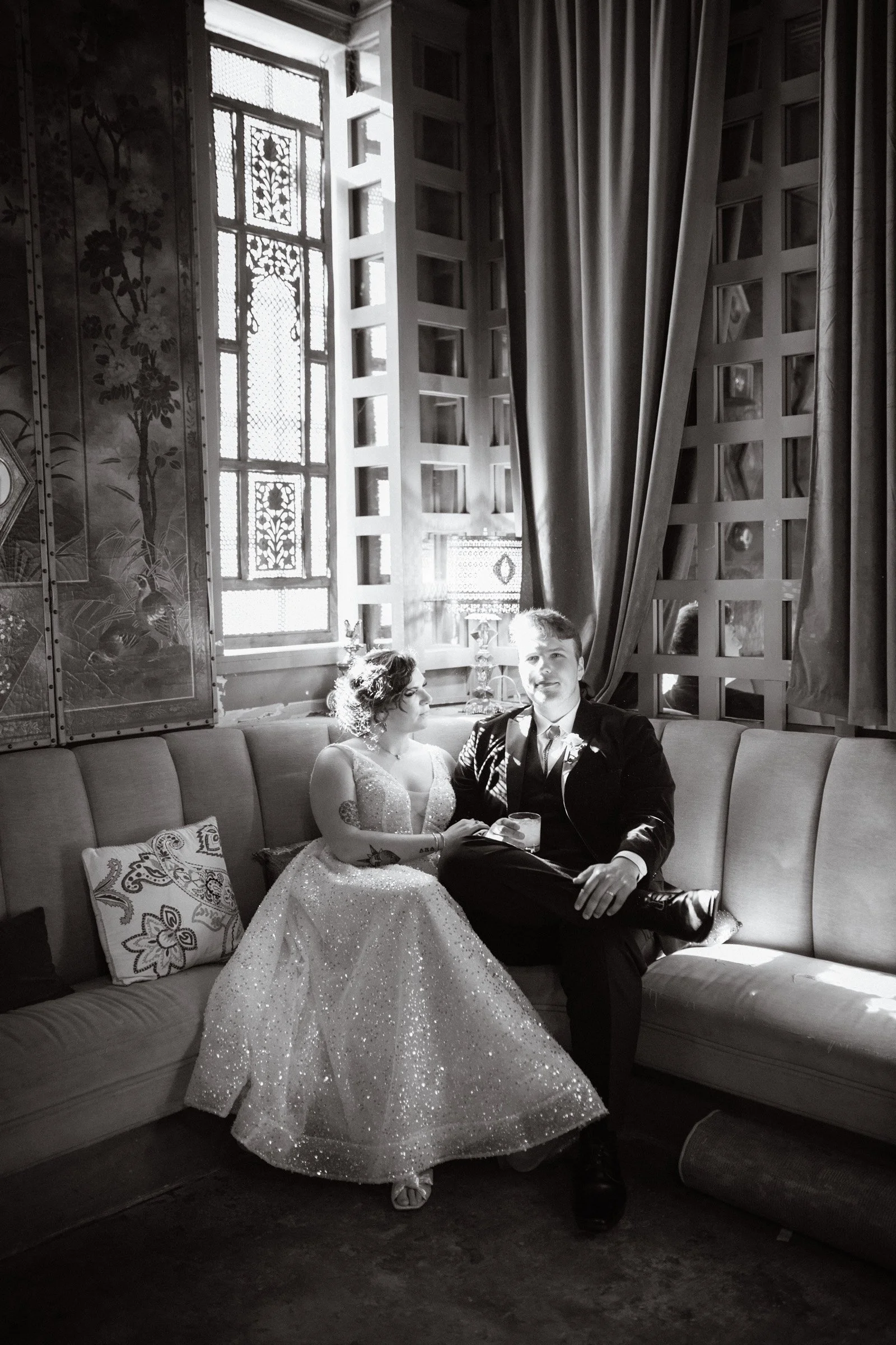 Bride and groom portraits at The Ruins Queen Anne, Seattle
