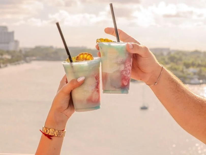 Happy-Hour.jpg