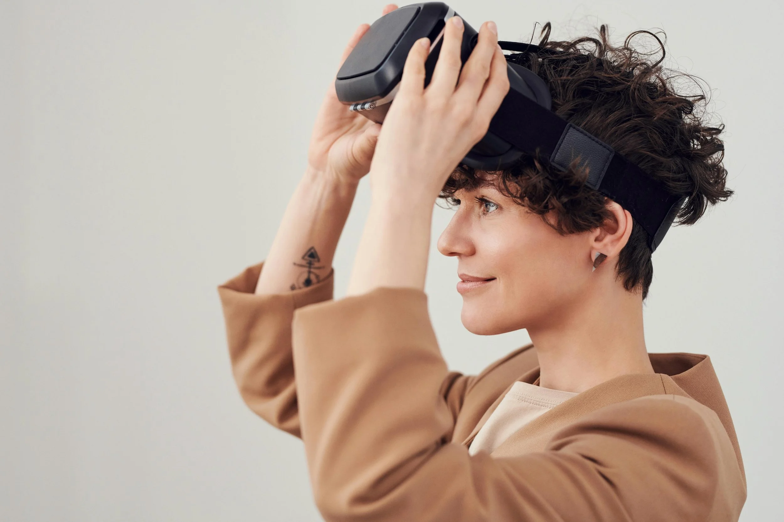 Emerging Applications and Benefits of Virtual Reality in Therapy