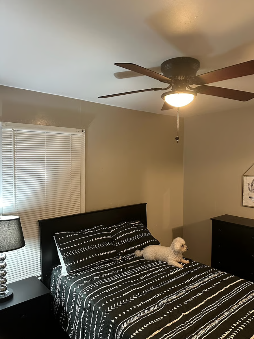 Bedroom 3
Full size bed
Full size closet not pictured