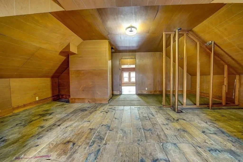 old attic space.JPEG