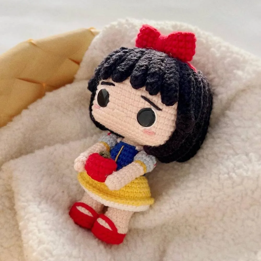 Princess Snow White Crochet Pattern 2.jpg