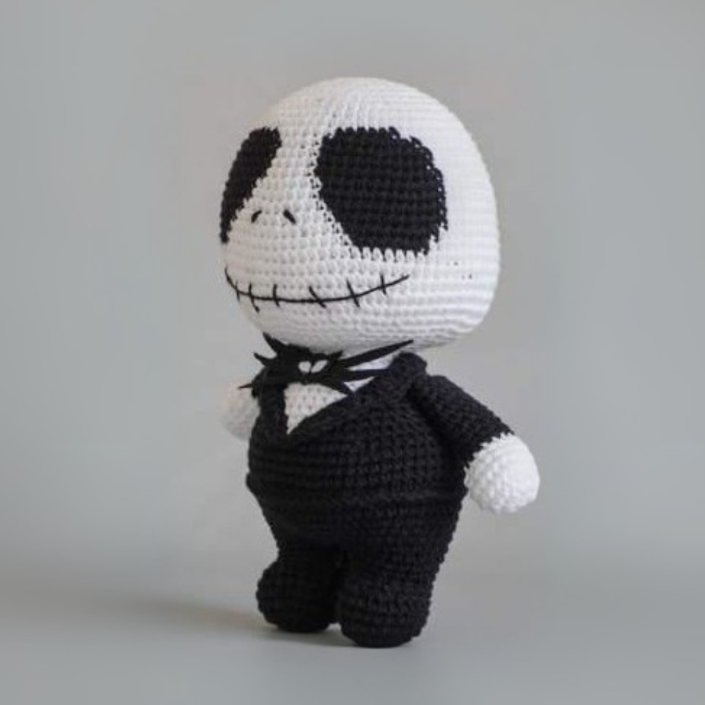Jack Skellington Free Crochet Pattern 1.png