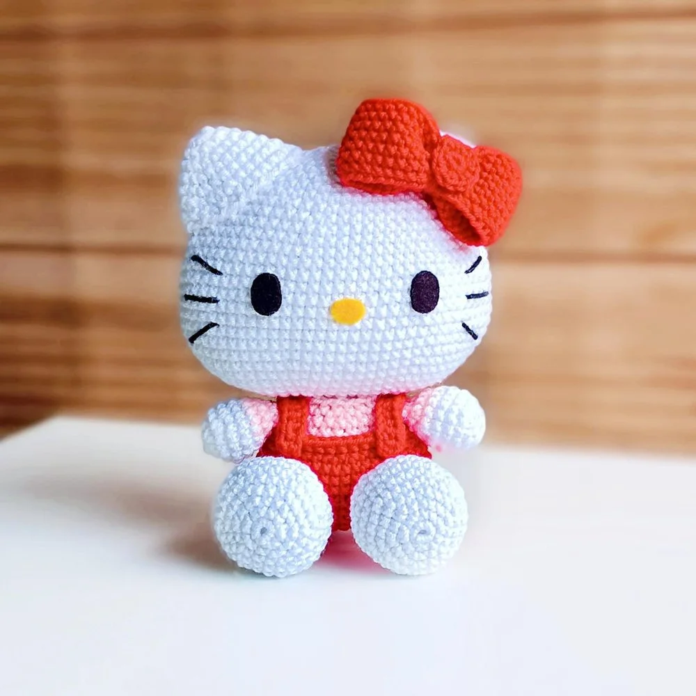 Free Cute Hello Kitty Doll Crochet Pattern