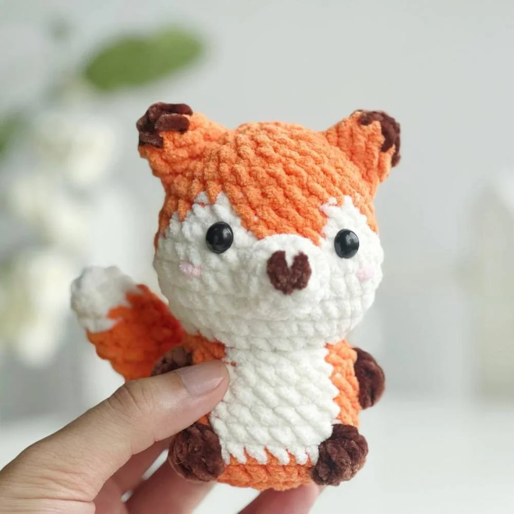 Free No Sew Fox Amigurumi Pattern