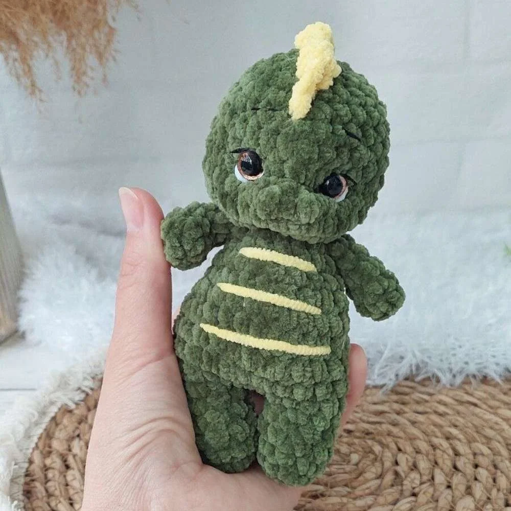 Free Baby Green Dragon Crochet Pattern