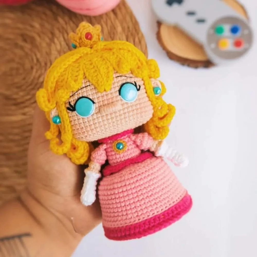 Princess Peach Doll Crochet Pattern 2.jpg