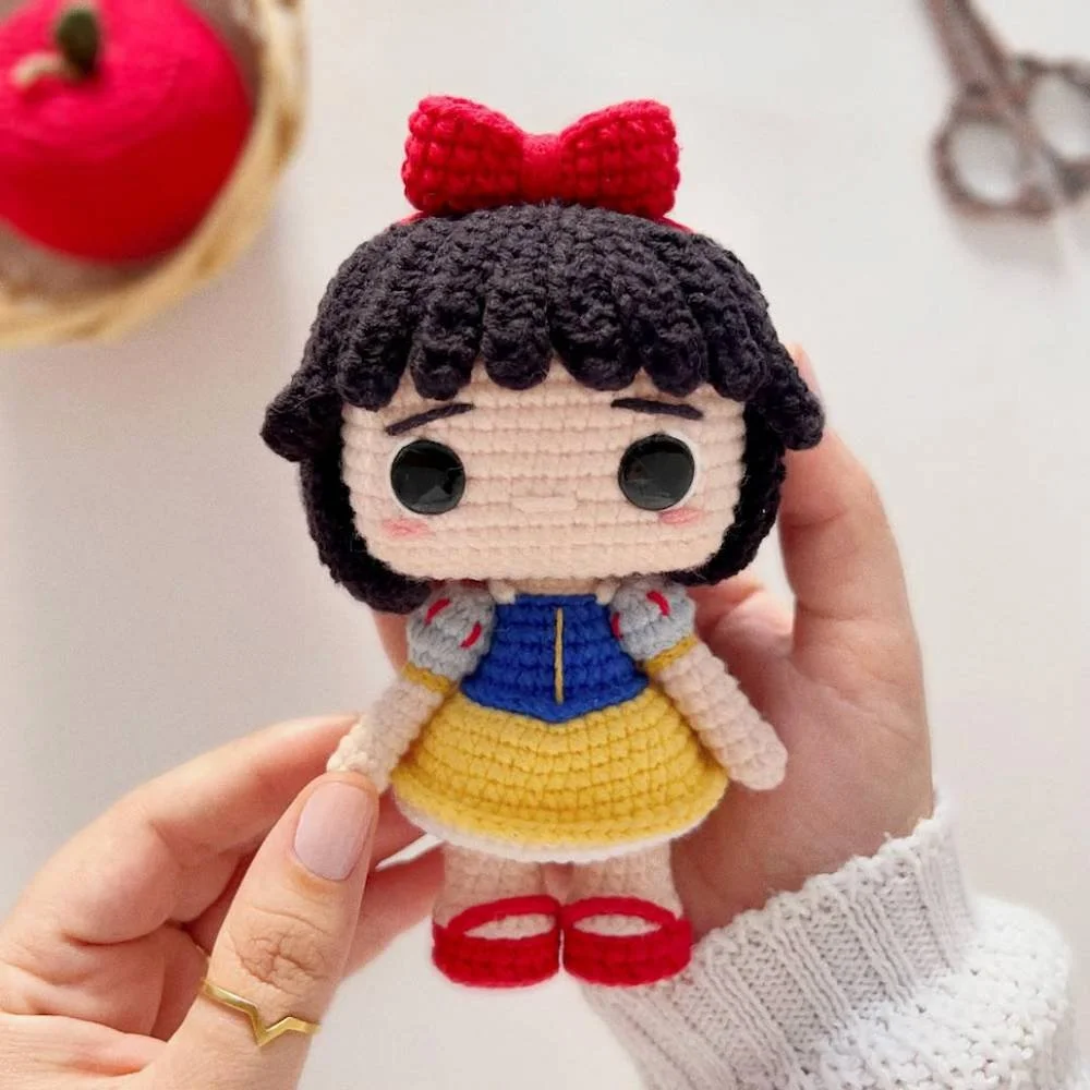 Princess Snow White Crochet Pattern