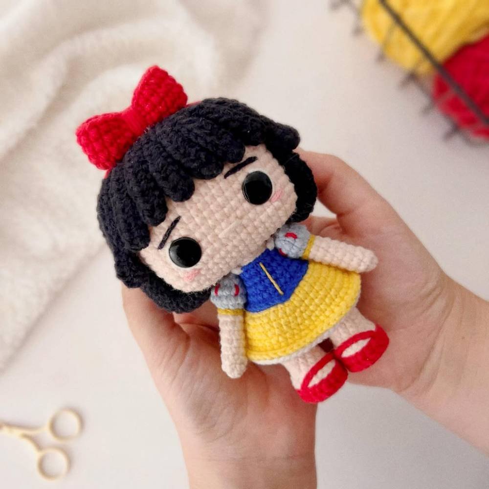 Princess Snow White Crochet Pattern 4.jpg