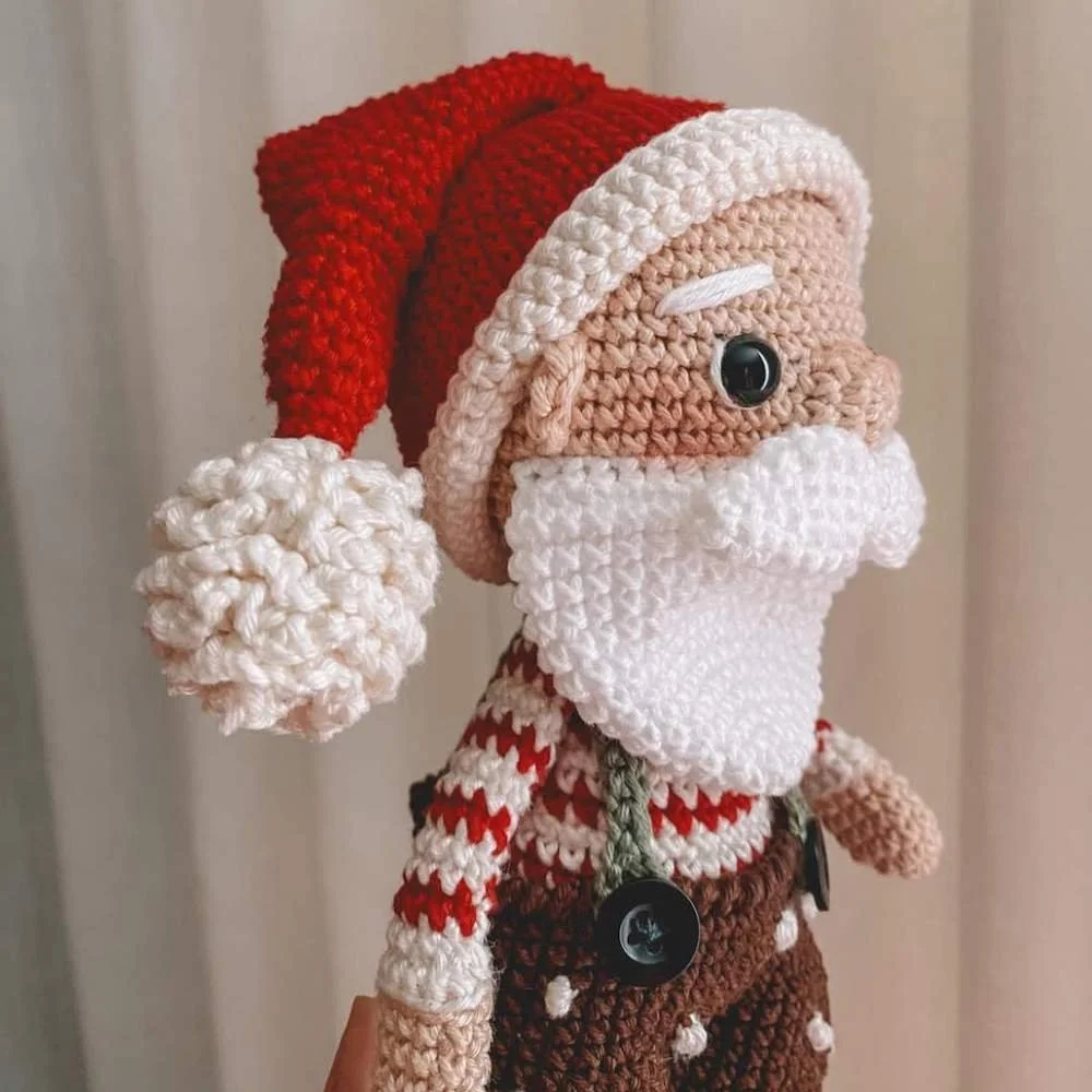 Santa Claus Doll Crochet Pattern 5.jpg