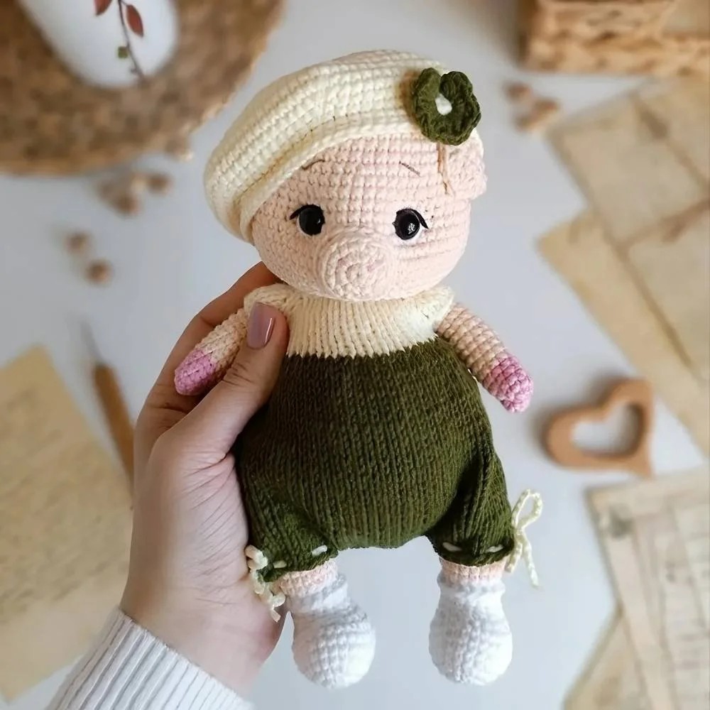 Cute Pig with Clothes Crochet Pattern 3.jpg