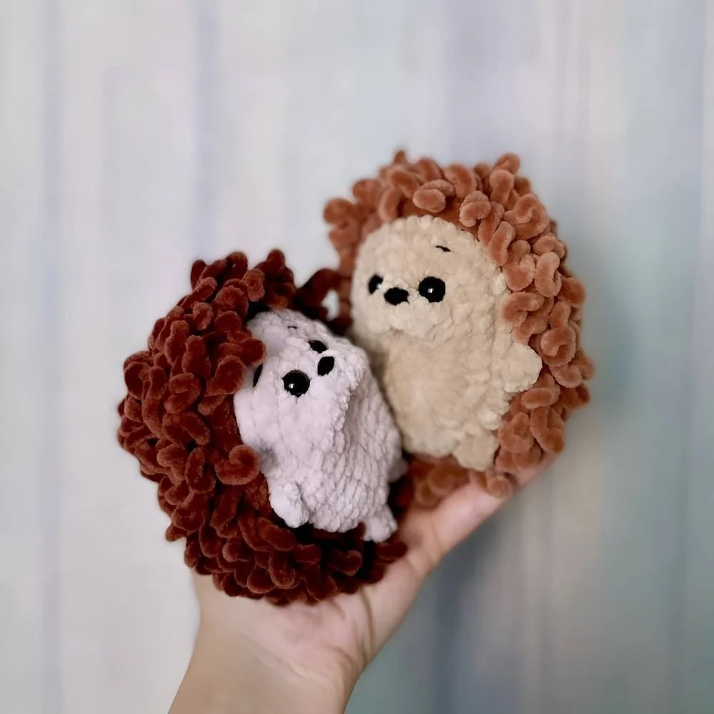 Small Low Sew Hedgehog Crochet Pattern 4.jpg