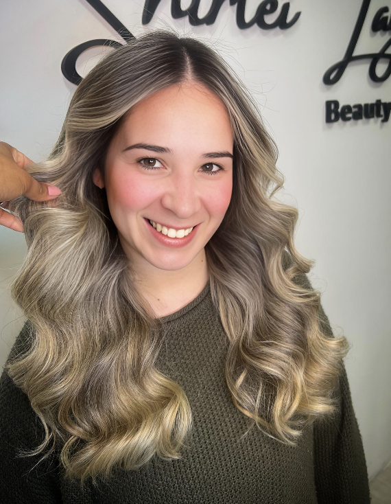 ombré blonde.