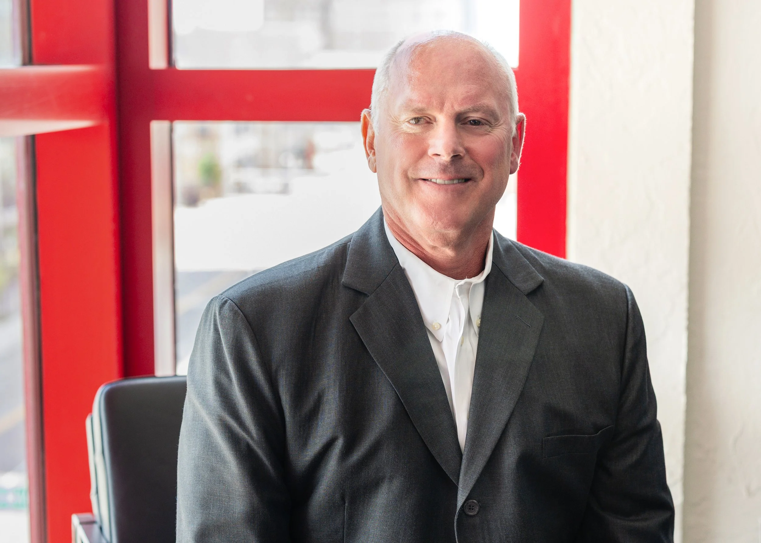 Perry Kaufman specializes in commercial and business litigation, property and real estate law and title matters, construction law, insurance defense litigation, financial difficulties, environmental law, computer disputes and civil rights litigation