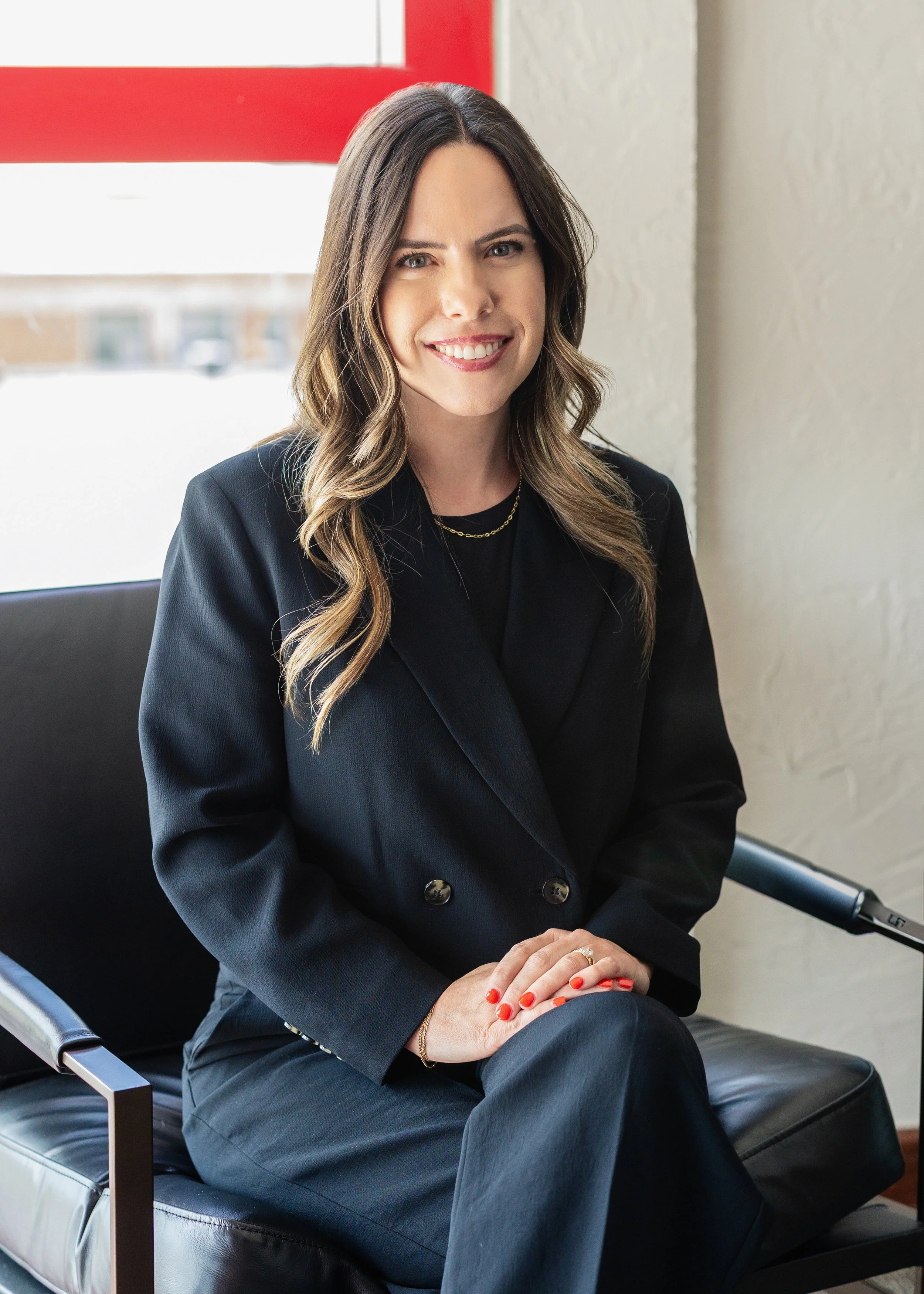 Megan C. Lee specializes in business and commercial litigation, insurance defense, personal injury, business transactions, labor and employment law, civil rights litigations, legal research and writing, and appellate practice and procedures.