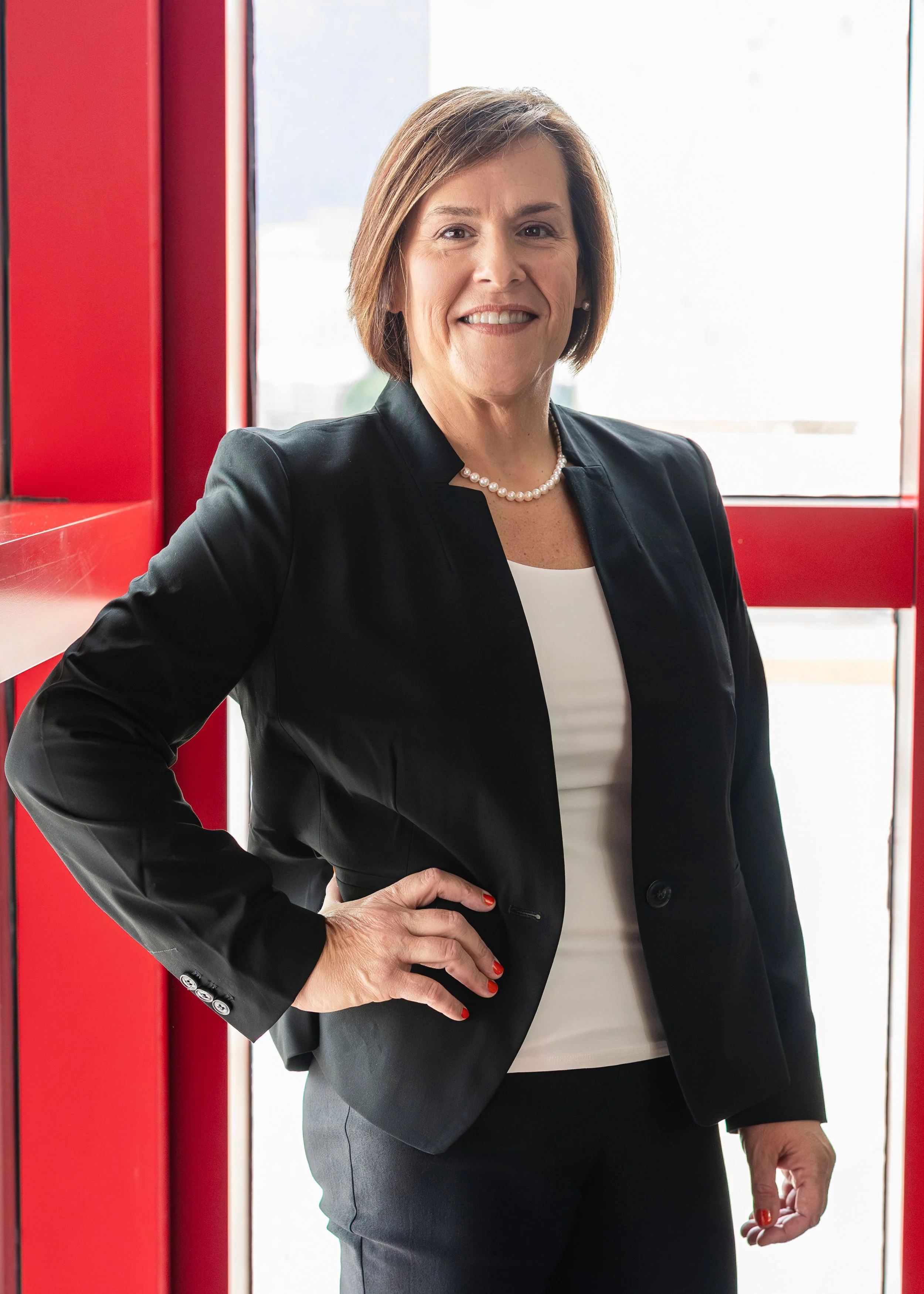 Valerie R. Smith specializes in insurance defense litigation, medical malpractice, personal injury, property and casualty liability, commercial and general litigation, and trial practice.