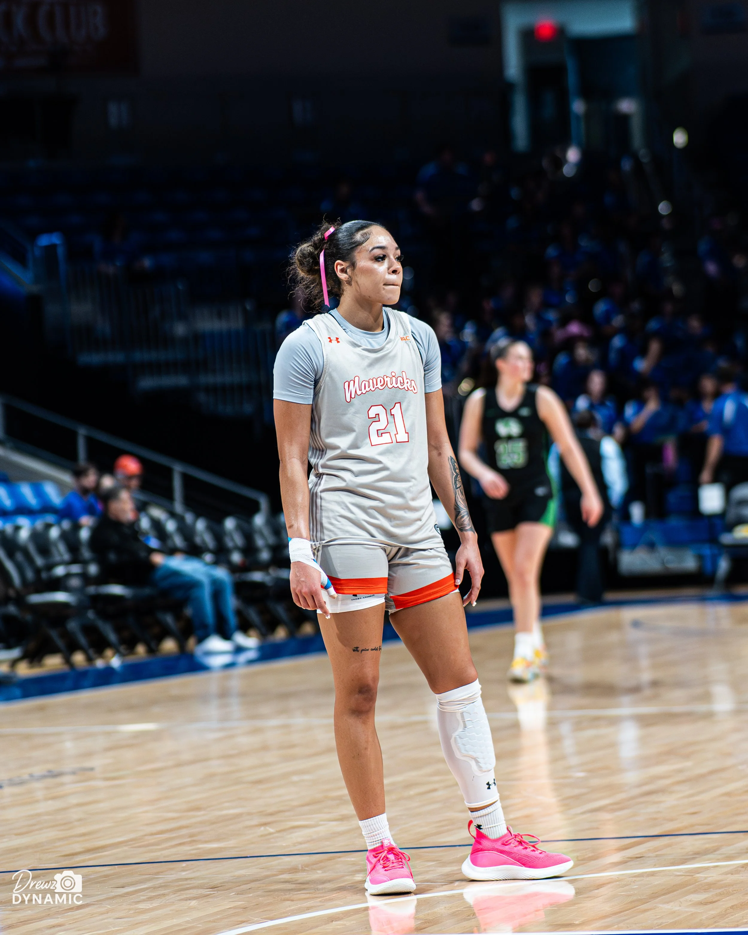 UTA VS Wolverines-9.JPEG