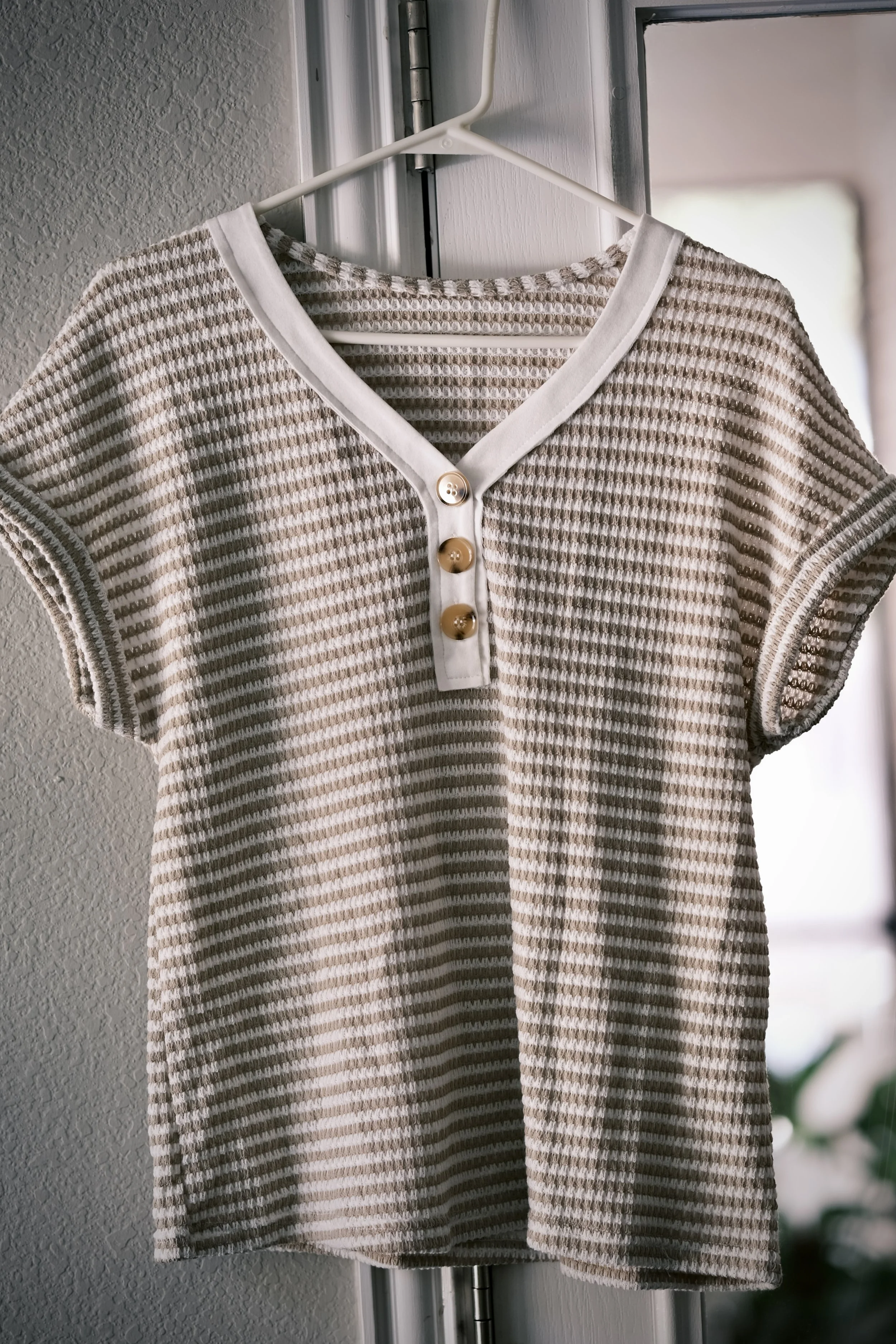 Cream & Beige Stripes