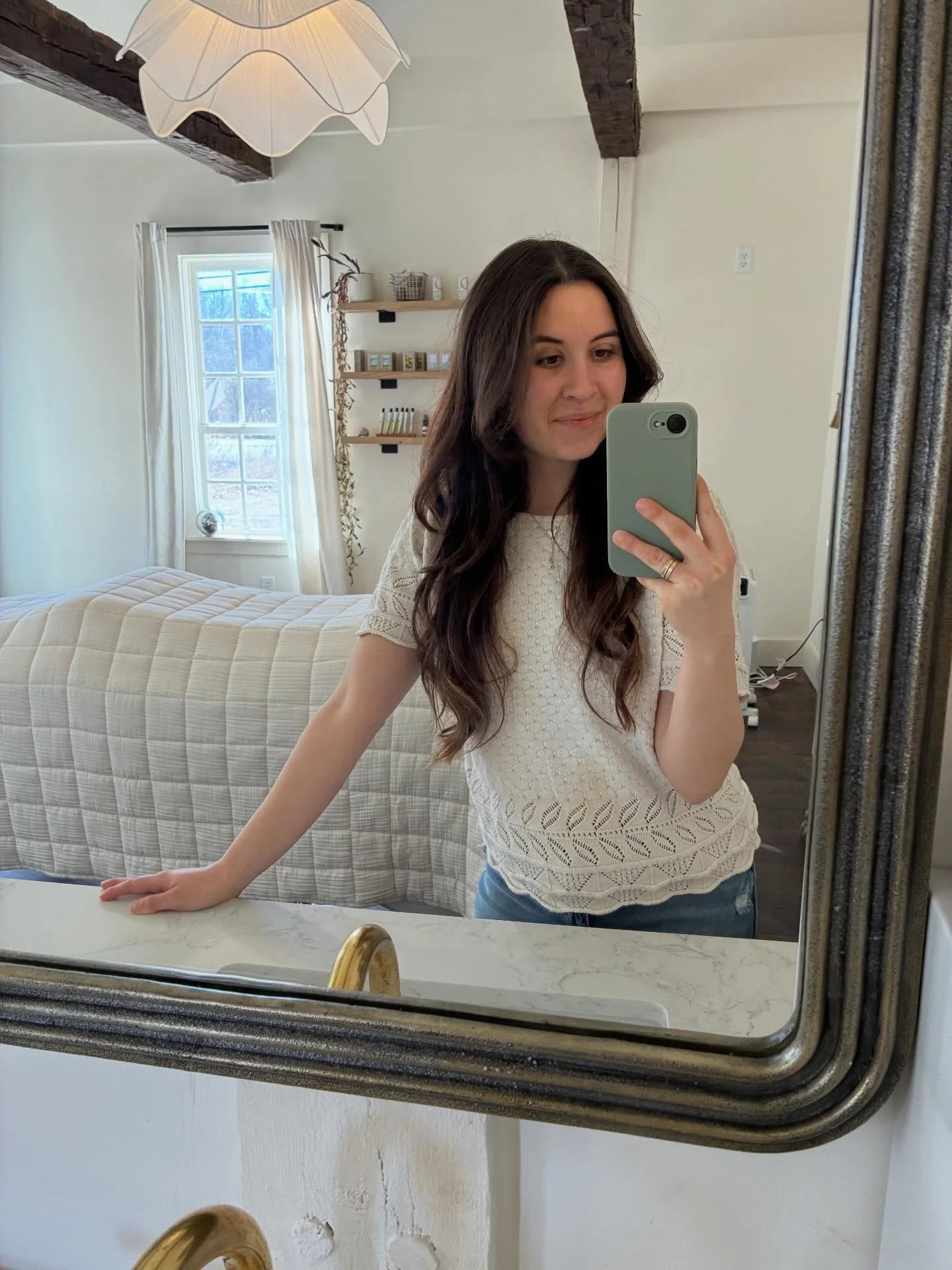 February Glimmers 🌸 
🌼Flowers are beginning to bloom in our yard 
💐Burping the house daily 
🐓Our chickens are laying again
🌸Lots of playing in the kitchen 
🌼Spring crafts have begun 
🩷So many Rose Cacao rituals
🐝The bees are pollinating in ou