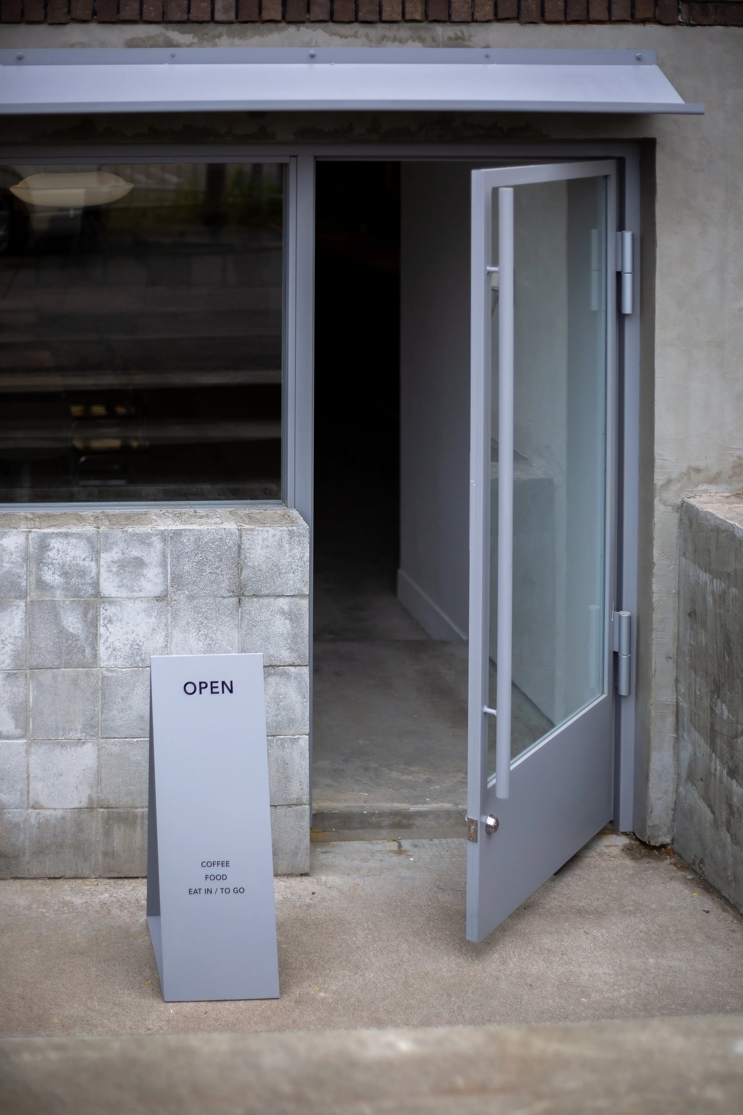 TRAIL HUT Nakanoshima | Interior & Spatial Design
