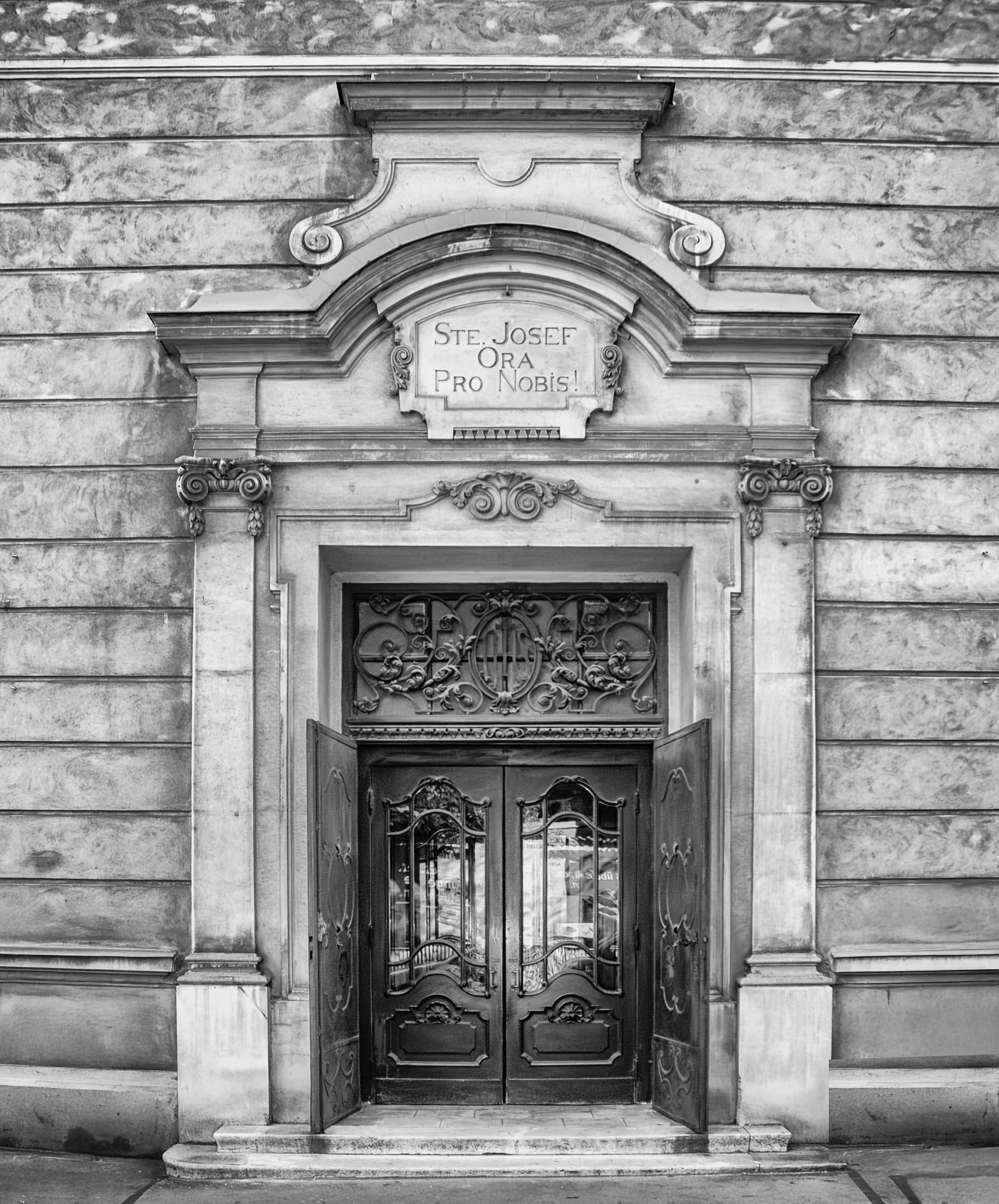 DSC_0512 (1)-Enhanced-NR-Edit.jpg